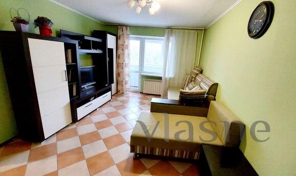 Rent 3k apartment, Pecherska metro station, Kyiv - apartment by the day