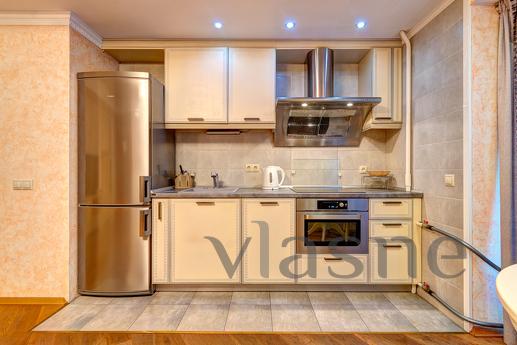 Rent a prestigious 3k apartment, Kyiv - apartment by the day