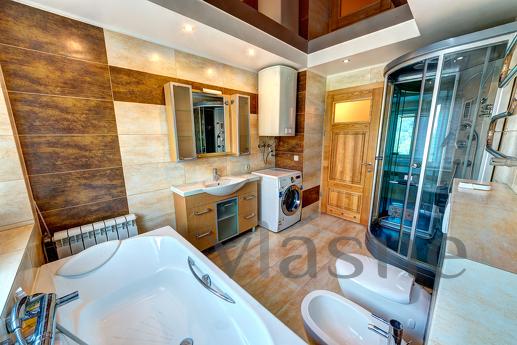 Rent a prestigious 3k apartment, Kyiv - apartment by the day