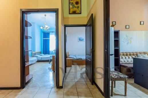 Podobova rent 4k apartment Podobova rent 4k apartment, Kyiv - apartment by the day