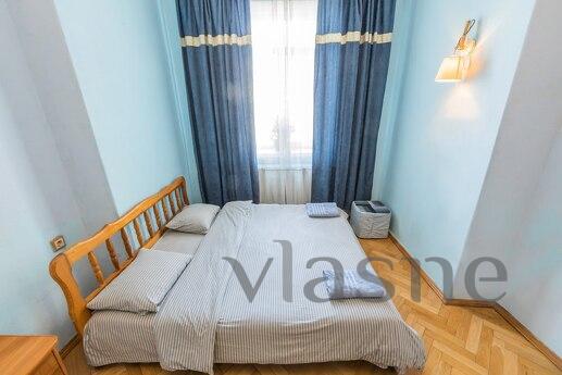 Podobova rent 4k apartment Podobova rent 4k apartment, Kyiv - apartment by the day