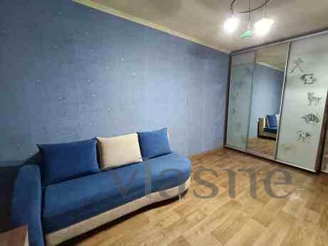 Пионер. 3-комн. квартира. Красная линия., Кривой Рог - квартира посуточно