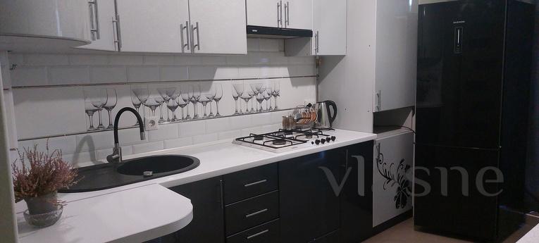 Затишна 1-кімнатна квартира, Черновцы - квартира посуточно