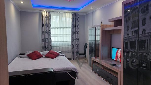 Подобово затишна 1 кімнатна квартира в новобудові 
1 поверх 