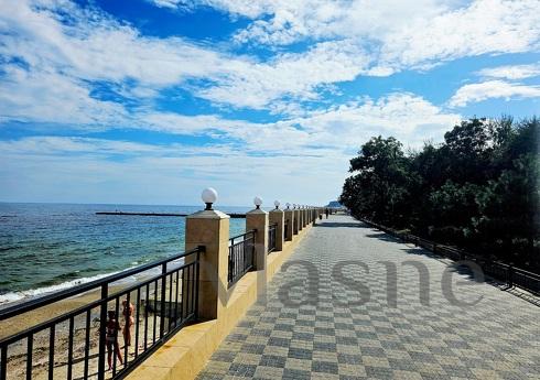 5 minutes to the beach. Designer apartment!, Odessa - apartment by the day