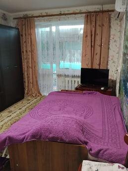 Сдам гостинку посуточно 4спальных места, Черноморск (Ильичевск) - квартира посуточно