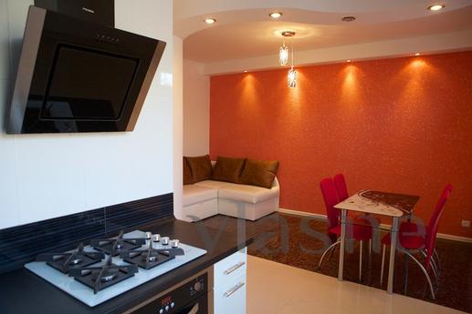 New 2 com. VIP-class at the Center !!, Kropyvnytskyi (Kirovohrad) - apartment by the day