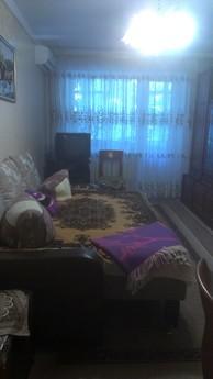 hazyain of accommodation near the sea, Chernomorsk (Illichivsk) - apartment by the day