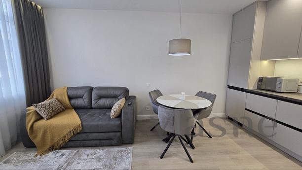 53 Pearl on Tairova, Odessa - apartment by the day