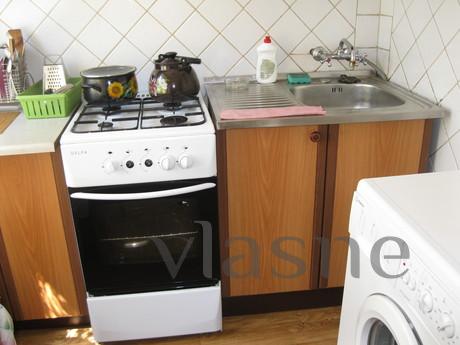 2 bedroom apartment for rent, Chernomorsk (Illichivsk) - apartment by the day