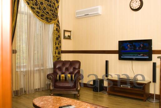 Yacht 'Gulf Stream' on Deribas, Odessa - apartment by the day