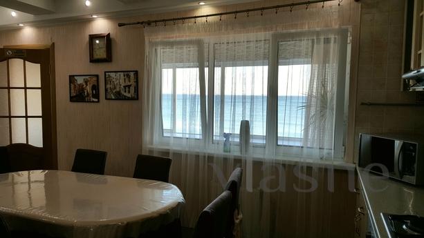 Cottage by the sea (1st line), Одеса - апартамент за нощувки