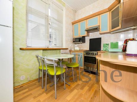 2x Pushkin 54/2 com, Kharkiv - apartment by the day