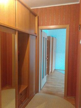 Apartment m. Poznyaki 500UAH, Kyiv - apartment by the day