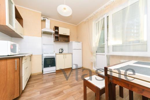 cozy apartment on Poznyaky, Kyiv - apartment by the day