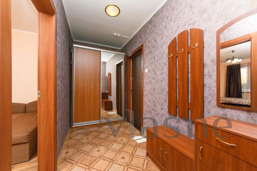 cozy apartment on Poznyaky, Kyiv - apartment by the day
