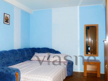Cozy apartment near the metro station, Kyiv - apartment by the day