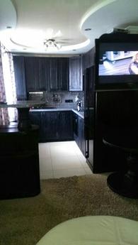 2 bedroom apartment in the center, Zaporizhzhia - apartment by the day