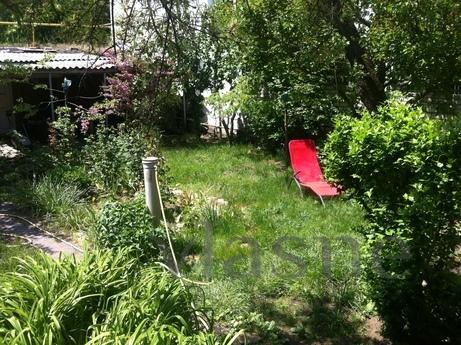 Cottage on the 9th Fontana. Near the sea, Odessa - apartment by the day