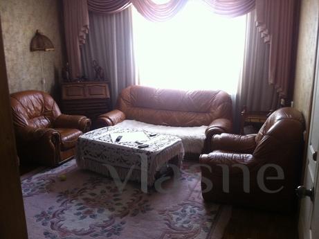 Cottage on the 9th Fontana. Near the sea, Odessa - apartment by the day